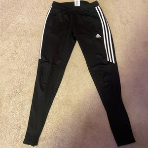 Adidas Size Small (8/10) Climacool joggers.  Gently used